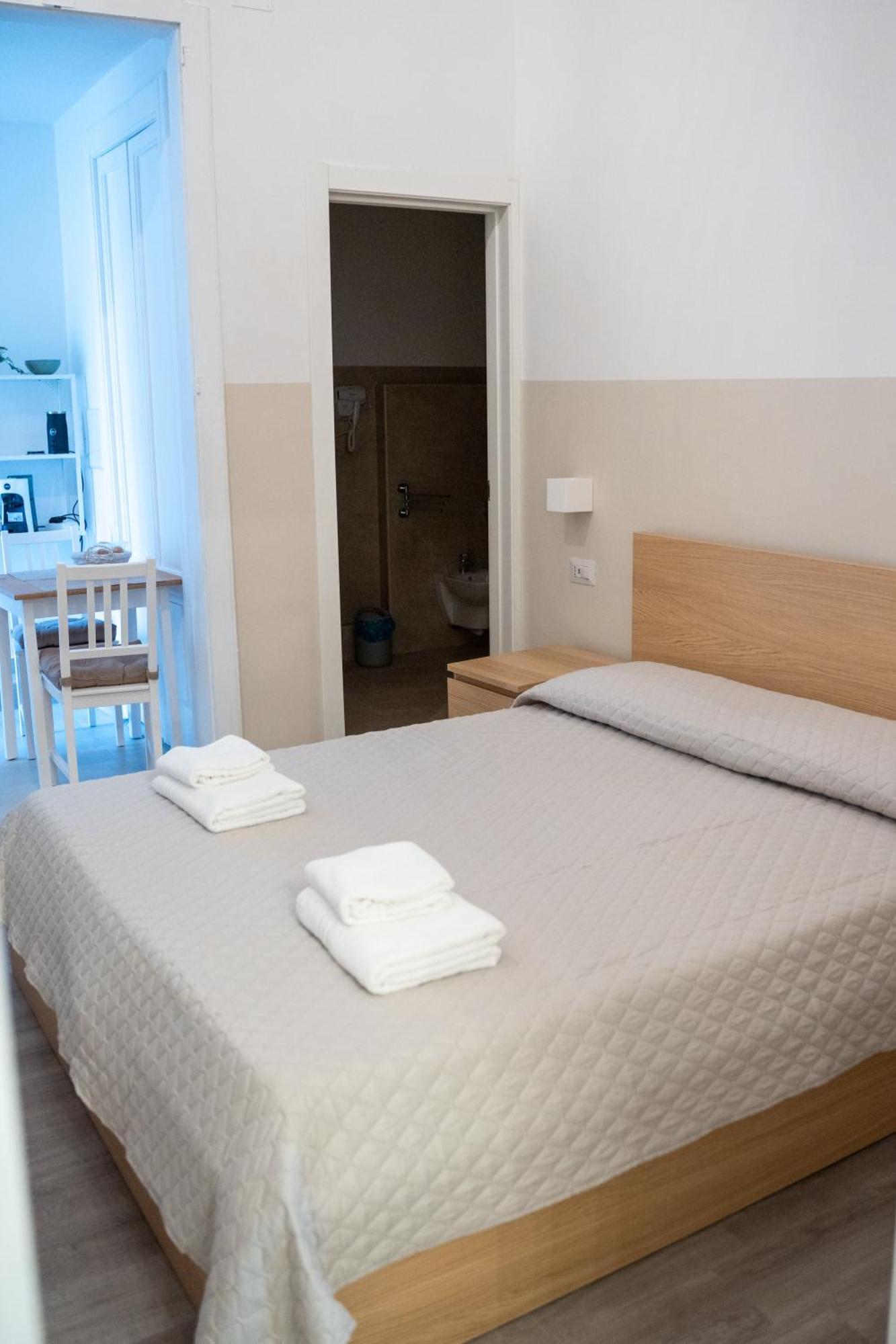 Principe Amedeo 93 Bed & Breakfast Bari Exterior photo